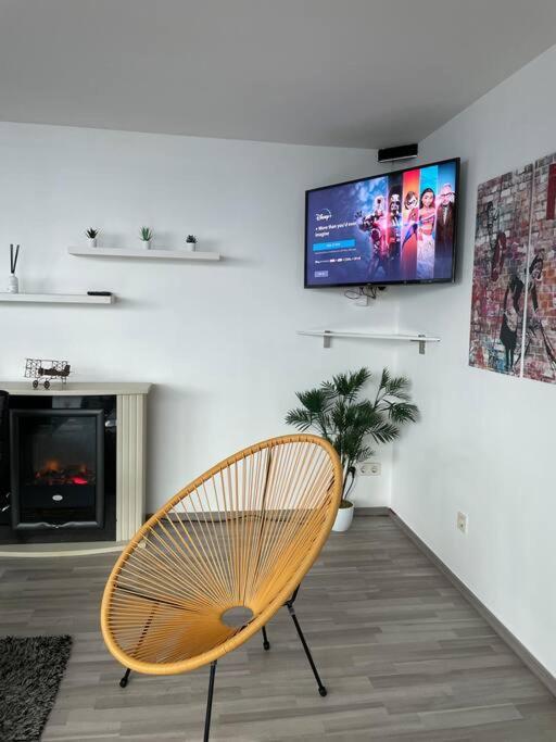 Willa Outlet Center House, Pool-Jacuzzi-Garden-Sundeck Parndorf Zewnętrze zdjęcie